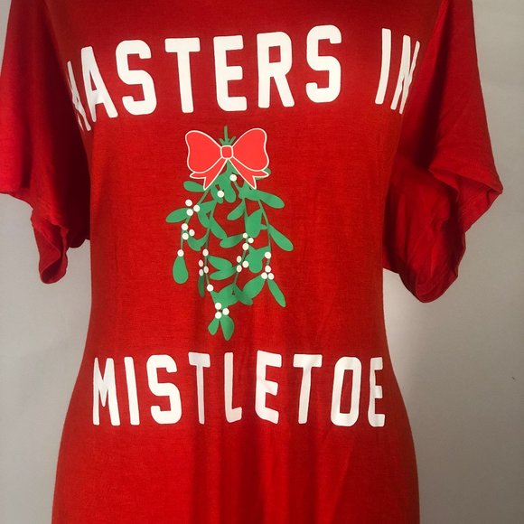 Fifth Sun Women Christmas Sleepshirt Master In Mistletoe Red Stretchy Graphic XL - Picture 3 of 6